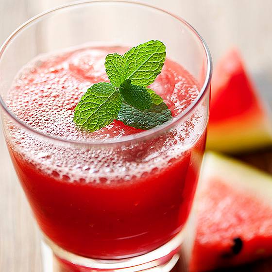 Healthy Juice Recipes That Taste Like Dessert - Refreshing Watermelon Mint Delight Health Benefits